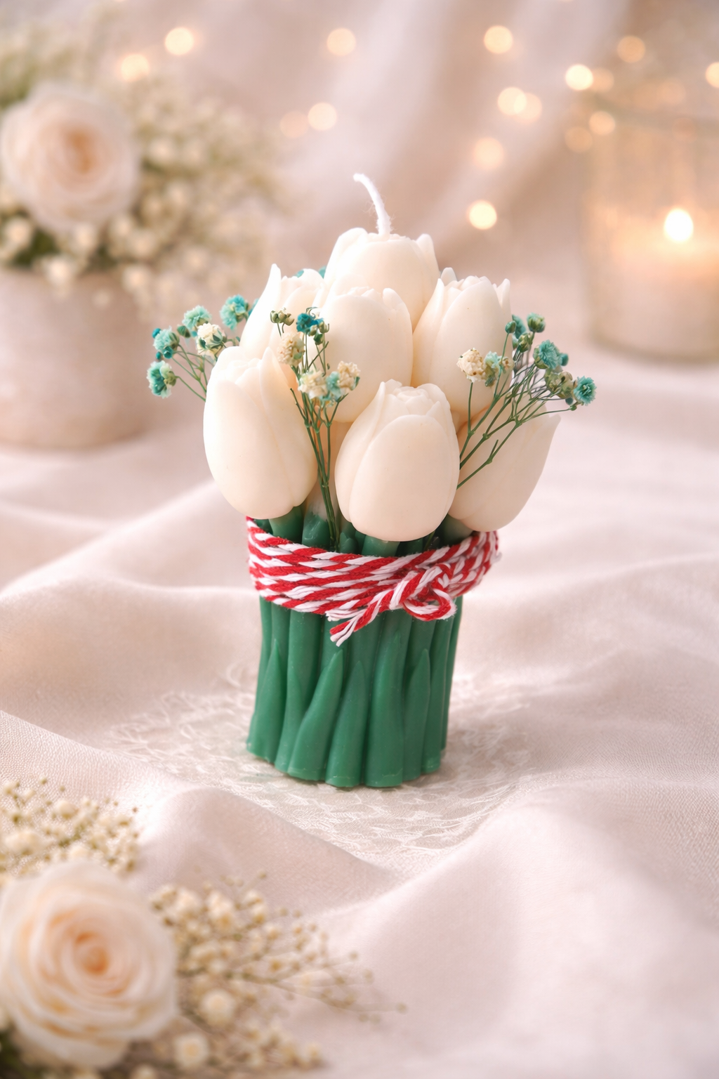 Håndlavet Tulipanlys Buket i Ivory – Elegant & Naturlig Dekoration